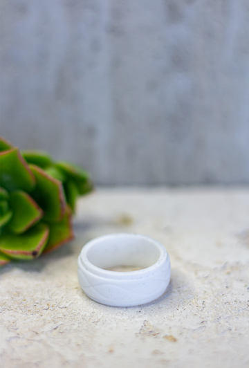 TUFF TIN UNO - Forever White