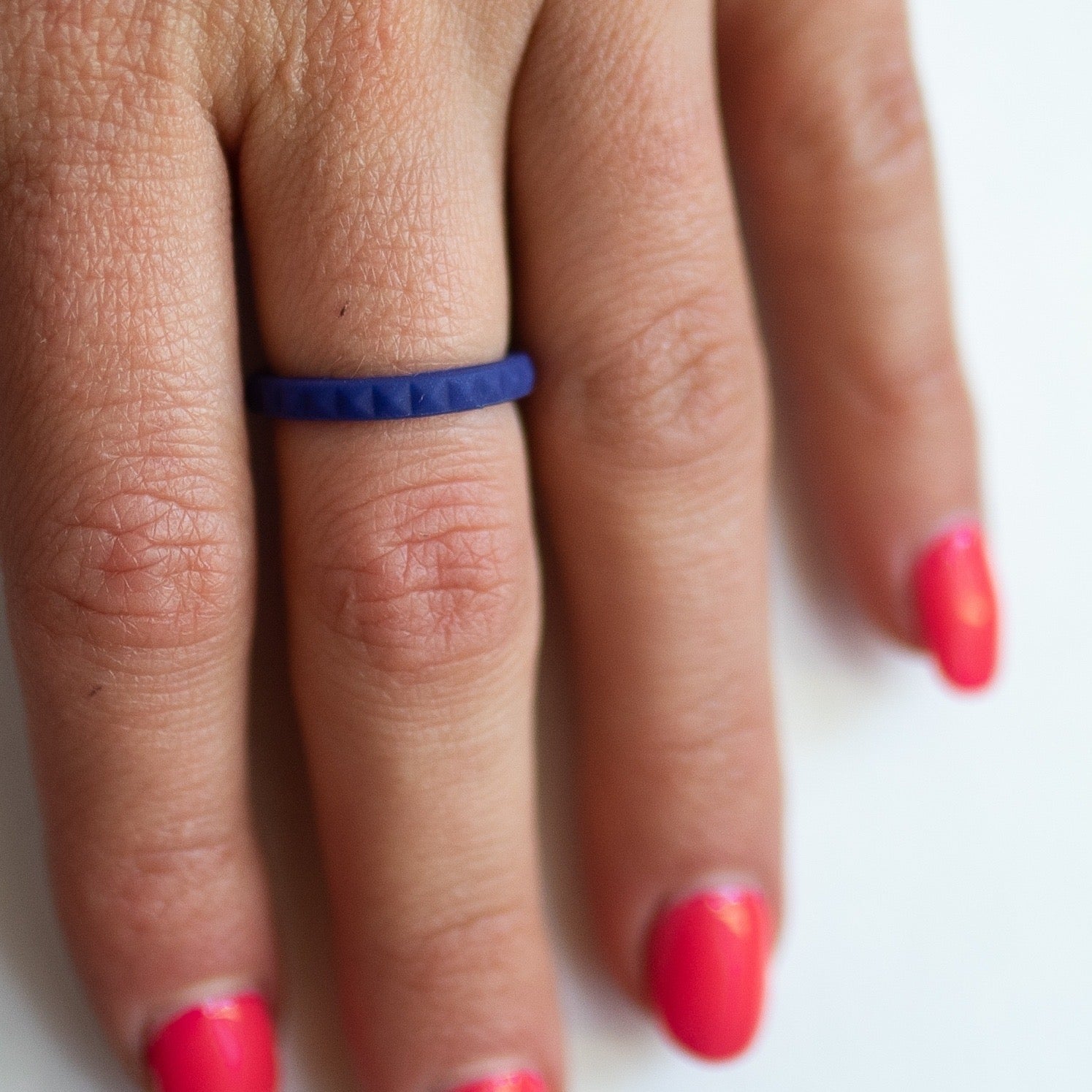 Women's 'Stud stackable' silicone ring